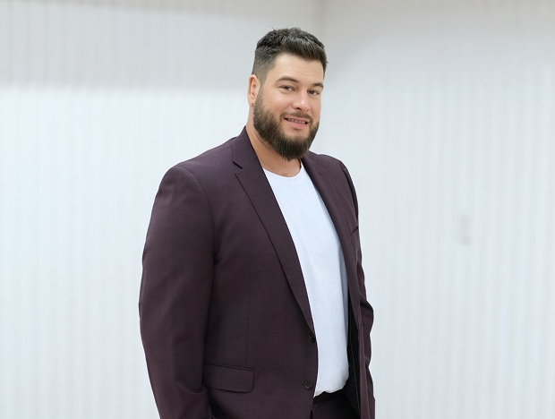 About 6 OutStanding3 1