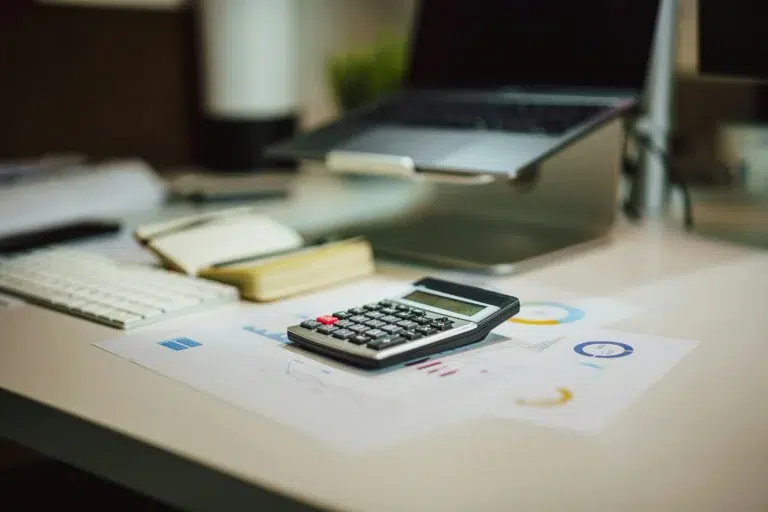 Calcul du budget pour combien coûte un kiosque d'exposition